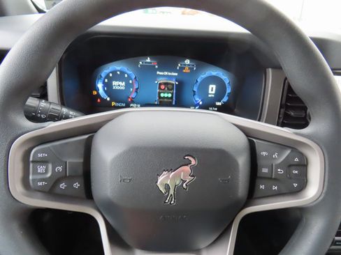 New 2025 Ford Bronco 4-Door image 13