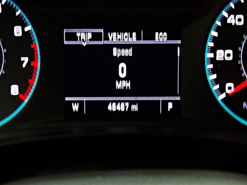 Used 2022 Chevrolet Traverse LS w/ Midnight/Sport Edition FWD image 15
