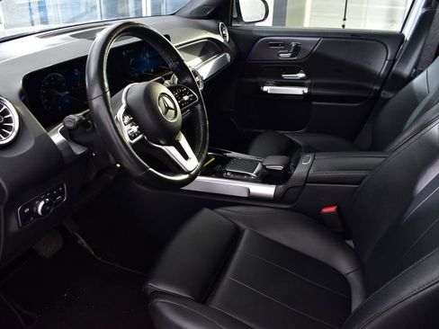 Certified 2022 Mercedes-Benz GLB 250 4MATIC image 13