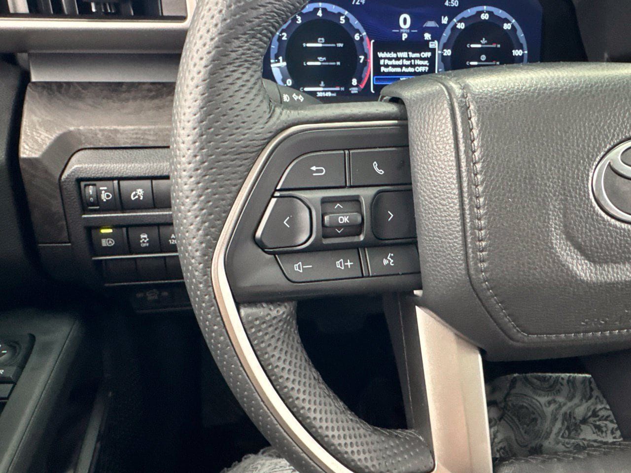 Certified 2025 Toyota Tacoma Limited AWD/4WD image 20
