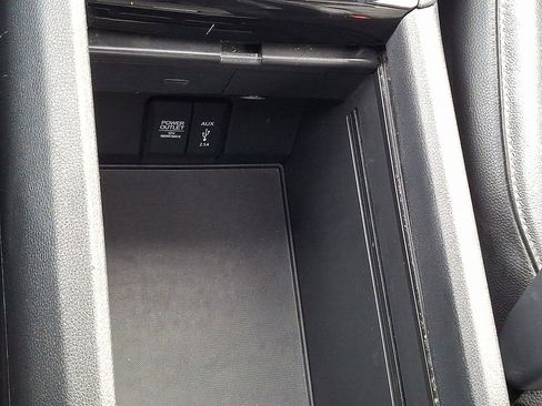 Used 2016 Honda Pilot Elite image 26