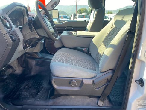 Used 2015 Ford F350 XL w/ Power Equipment Group AWD/4WD image 10