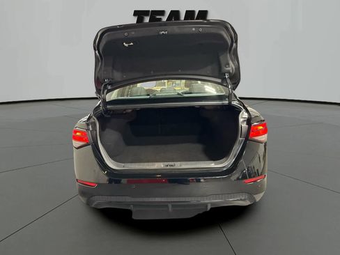 Used 2024 Nissan Sentra SV image 6