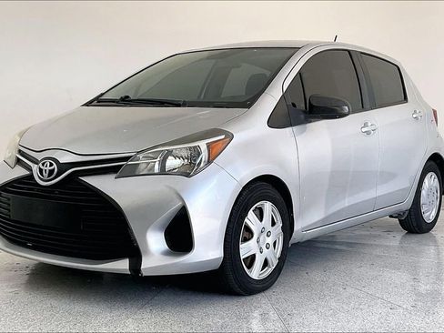 Used 2016 Toyota Yaris L image 40