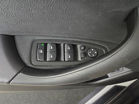 Used 2022 BMW X2 xDrive28i w/ Convenience Package image 31