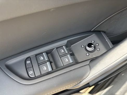 Used 2025 Audi Q5 2.0T Premium Plus AWD/4WD image 22
