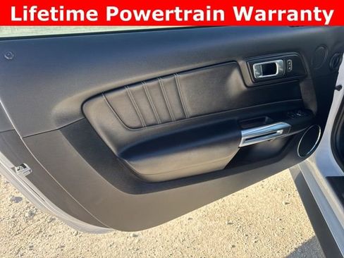 Used 2021 Ford Mustang Premium image 18