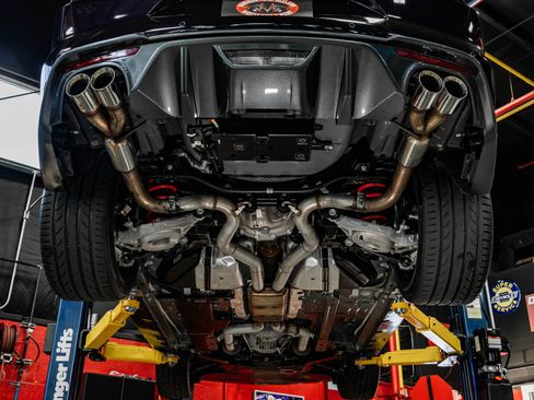 Used 2022 Ford Mustang GT w/ Equipment Group 301A RWD image 4