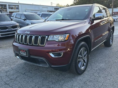 Used 2020 Jeep Grand Cherokee Limited image 3