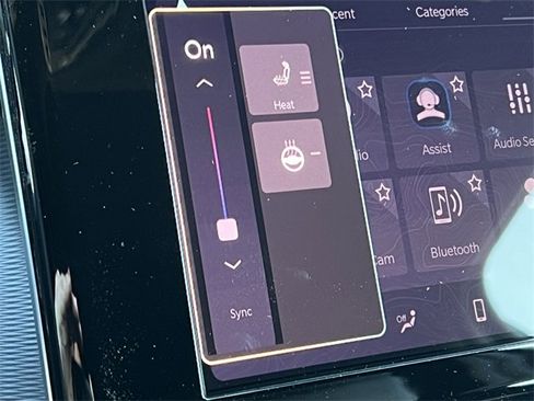 New 2025 Jeep Grand Cherokee Altitude image 23