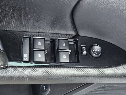 Used 2014 Cadillac XTS Luxury image 28