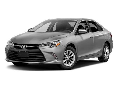 Used 2017 Toyota Camry SE FWD image 1