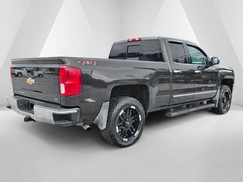 Used 2018 Chevrolet Silverado 1500 LTZ w/ Sport Package AWD/4WD image 8