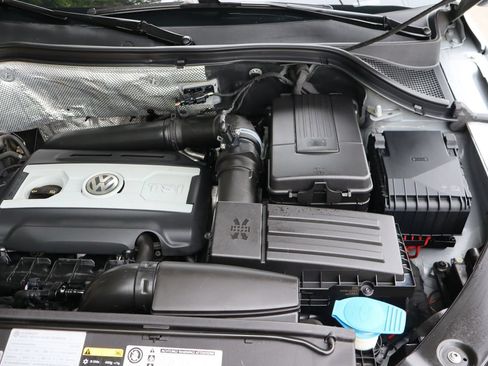 Used 2014 Volkswagen Tiguan SEL AWD/4WD image 41