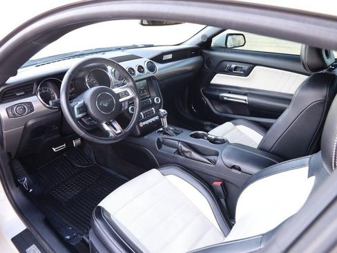 Used 2015 Ford Mustang 50 Years RWD image 22