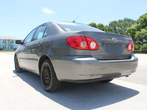 Used 2005 Toyota Corolla CE FWD image 7