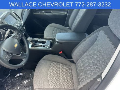 Certified 2024 Chevrolet Equinox LT w/ LPO, Floor Liner Package FWD image 18