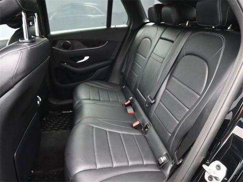 Used 2022 Mercedes-Benz GLC 300 GLC 300 image 12