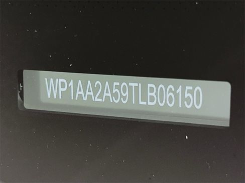 New 2026 Porsche Macan Base image 34