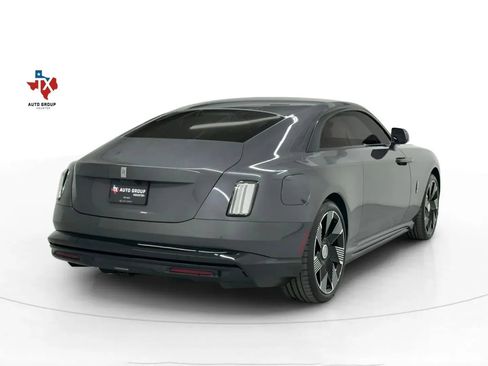 Used 2025 Rolls-Royce Spectre image 6