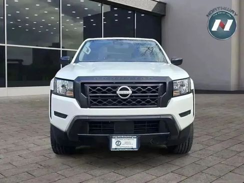 Used 2024 Nissan Frontier S w/ S Utility Package image 8
