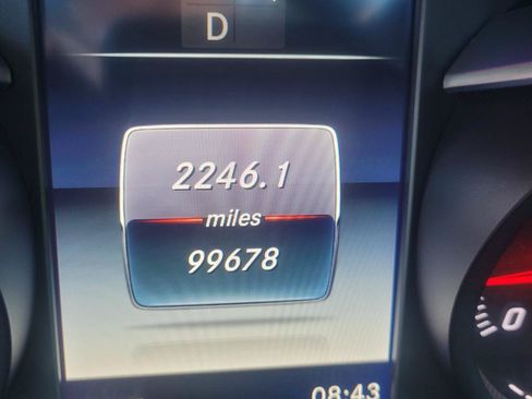 Used 2017 Mercedes-Benz C 300 4MATIC Sedan image 22