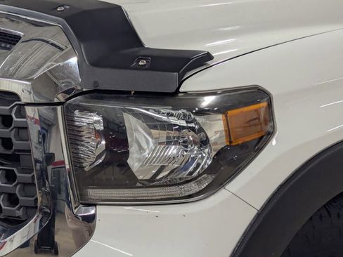 Used 2019 Toyota Tundra SR5 w/ SR5 Upgrade Package RWD image 2