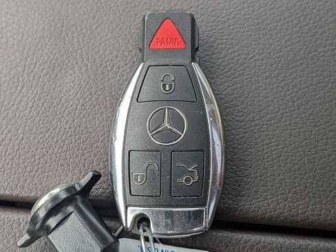 Used 2018 Mercedes-Benz GLE 350 image 33