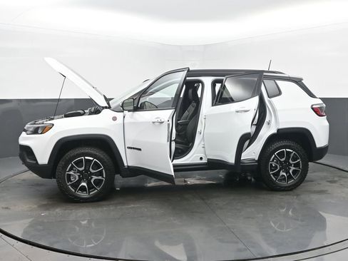 New 2026 Jeep Compass Trailhawk image 55
