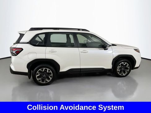 Used 2025 Subaru Forester image 11