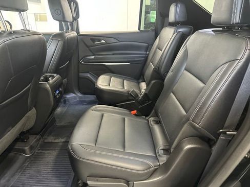 Used 2025 Chevrolet Traverse LT w/ Sun and Wheel Package AWD/4WD image 34