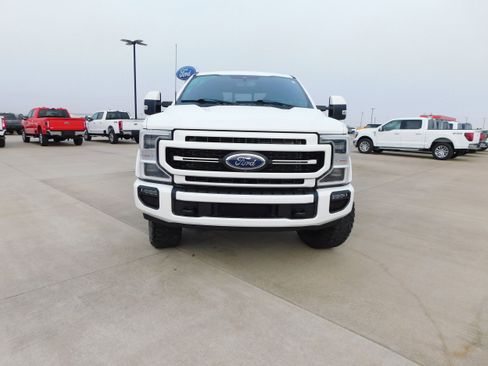 Used 2022 Ford F250 Lariat w/ Tremor Off-Road Package image 8