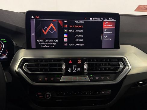 Used 2025 BMW X4 xDrive30i AWD/4WD image 23