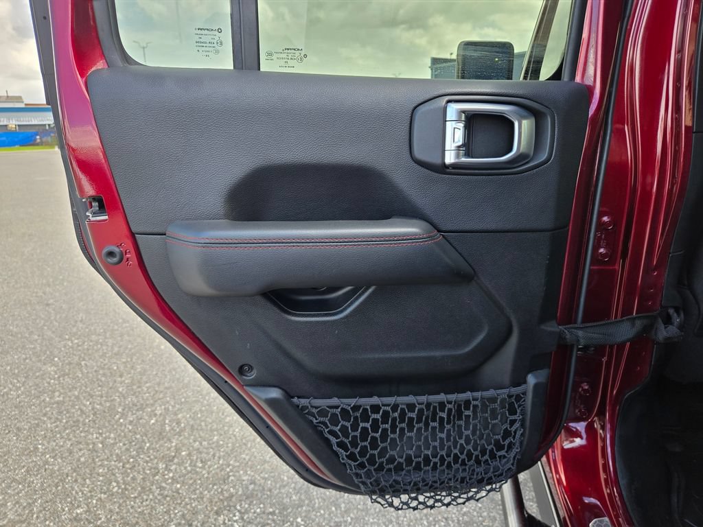 Used 2021 Jeep Wrangler Unlimited Rubicon AWD/4WD image 44