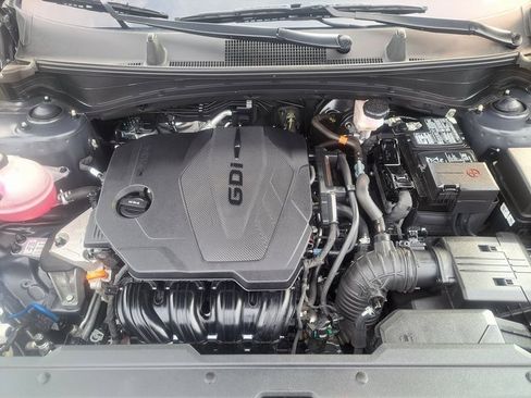 Used 2024 Kia Sportage EX image 16