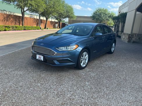 Used 2018 Ford Fusion S FWD image 11