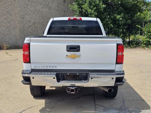 Used 2017 Chevrolet Silverado 2500 W/T w/ WT Fleet Convenience Package image 5