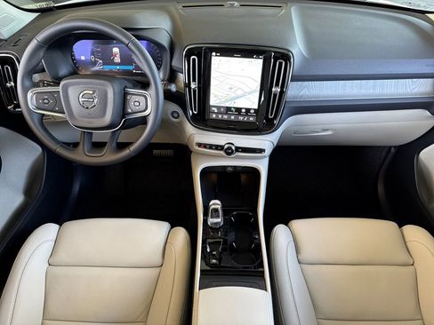 New 2026 Volvo XC40 B5 Plus w/ Protection Package Premier image 12