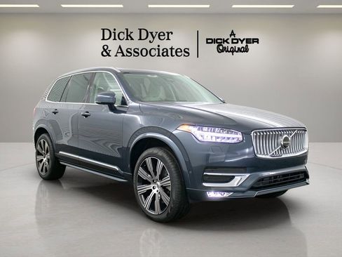 Used 2025 Volvo XC90 B6 Plus w/ Protection Package Premier image 1