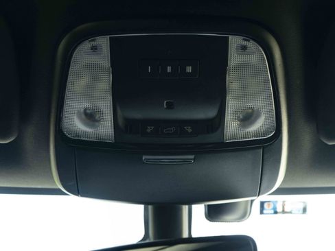 Used 2022 Dodge Durango R/T AWD/4WD image 32