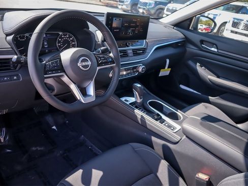 New 2025 Nissan Altima 2.5 SV w/ SV Premium Package image 6