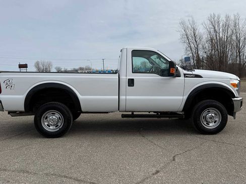 Used 2016 Ford F250 XL w/ Power Equipment Group image 3