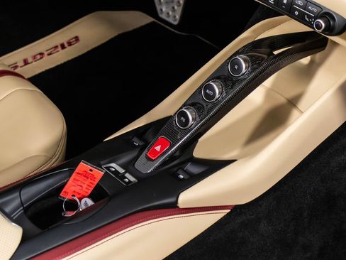 Certified 2022 Ferrari 812 GTS RWD image 52