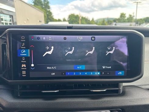 Certified 2025 Jeep Wrangler Sport AWD/4WD image 20