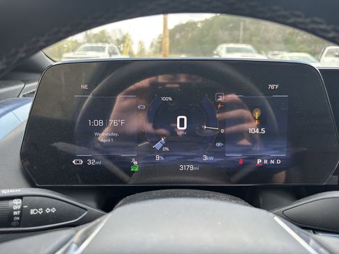 Used 2024 Chevrolet Equinox EV LT image 18