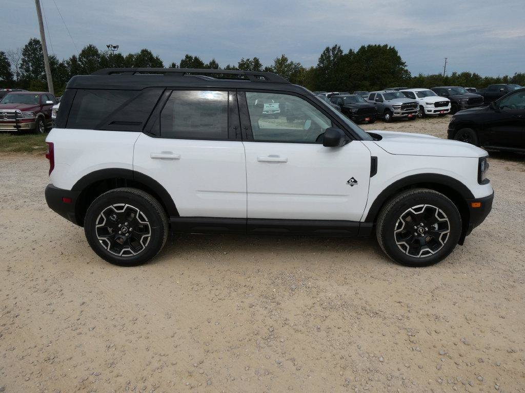New 2026 Ford Bronco Sport Outer Banks AWD/4WD image 4