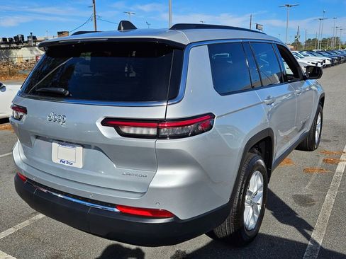 New 2025 Jeep Grand Cherokee L Laredo w/ Luxury Tech Group I image 11