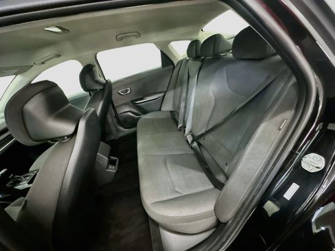 Used 2025 Kia K4 FWD image 28