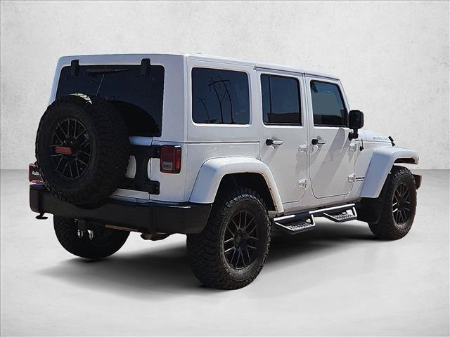 Used 2017 Jeep Wrangler Unlimited Rubicon w/ Connectivity Group AWD/4WD image 5