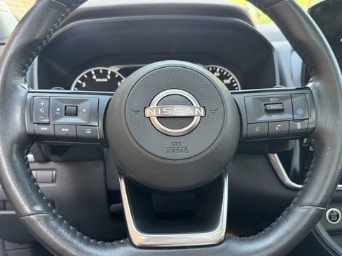 Used 2023 Nissan Rogue SV w/ SV Premium Package AWD/4WD image 32